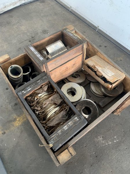 24" x .125" x 6,000lb Wean Slitting Line