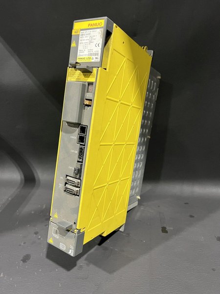 Fanuc Servo Amplifier A06B-6114-H105 A20B-2100-0741/09B TESTED