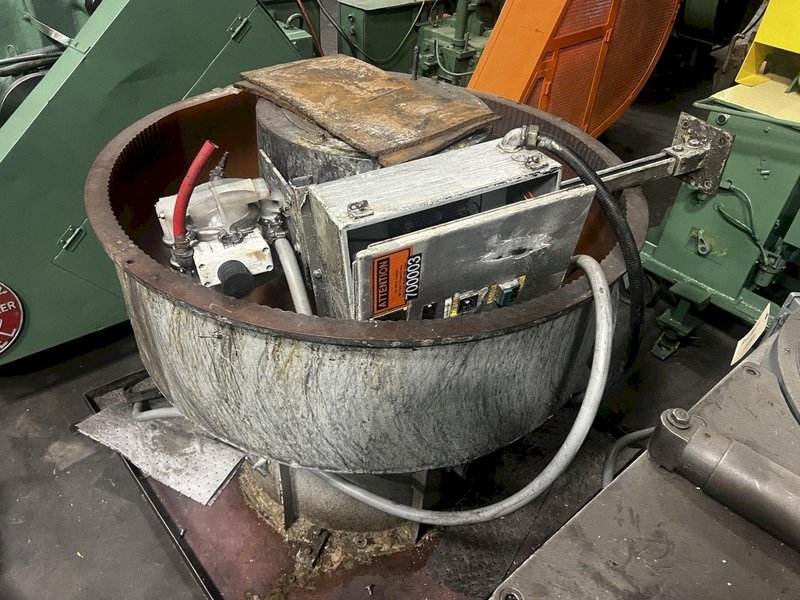 Sweco Model FM07D Vibratory Finishing Machine