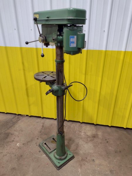 17" CENTRAL MACHINERY MODEL #T-6725 SINGLE SPINDLE DRILL PRESS: STOCK #20284