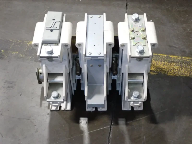 JOSLYN CLARK CIRCUIT BREAKER   -  MVCL77UO32A25-125-125