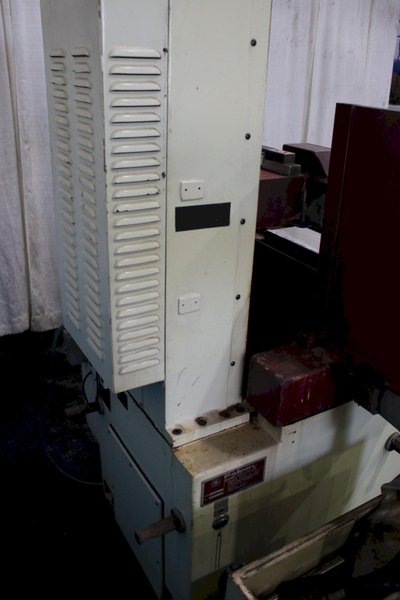 6" X 18" CHEVALIER MODEL #618 HORIZONTAL GRINDER: STOCK #76446