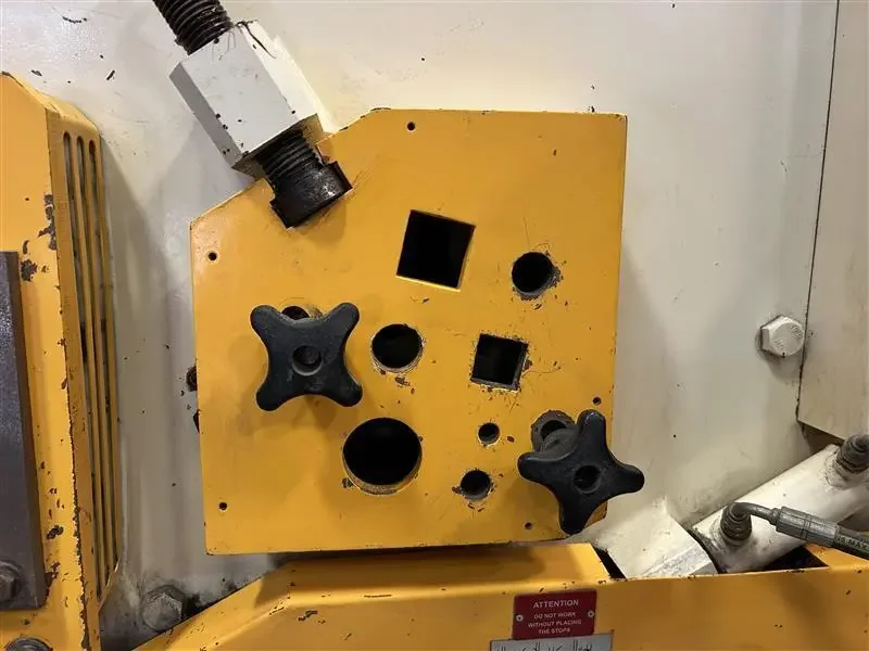 185 TON GEKA MODEL #HYDRACORP 165/SD HYDRAULIC IRONWORKER: YOBRO #25802