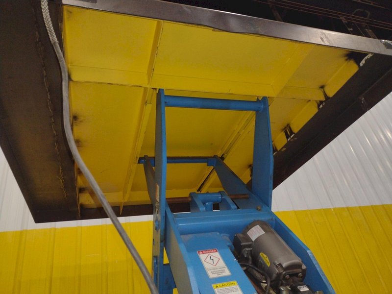 4,000 LBS X 71.75" X 71.75" LIFT PRODUCTS MODEL LPFT4W-040-36 SCISSOR LIFT TABLE: YOBRO #24988