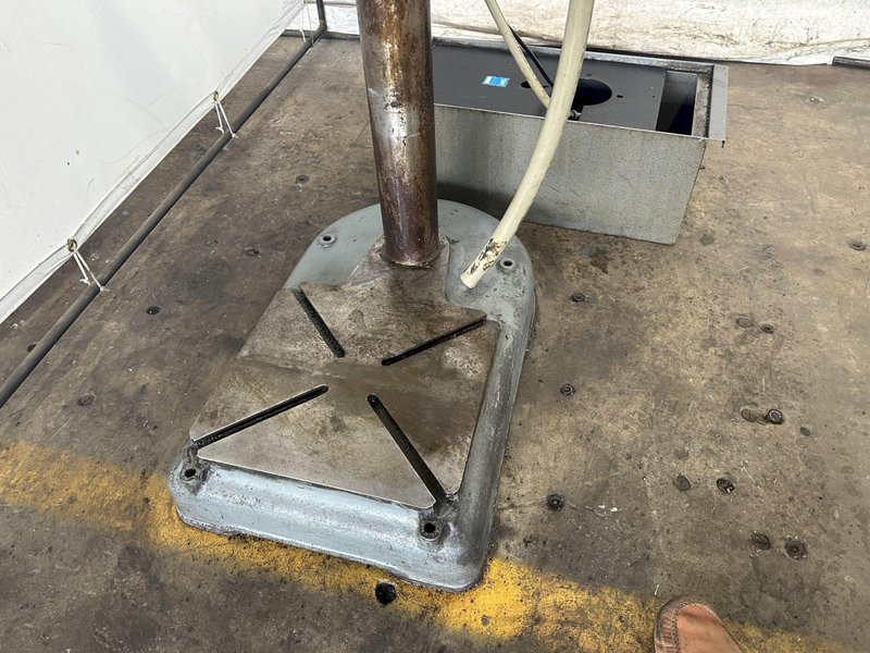 16&quot; JET JDP-17MF DRILL PRESS EQUIPPED WITH PROCURNIER #3 TAPPING ATTACHMENT. STOCK # 0954523