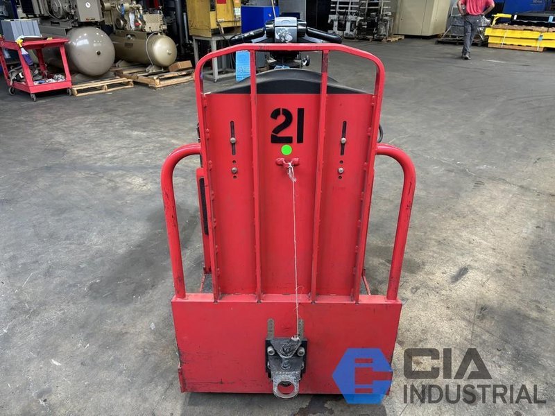 2019 - RAYMOND MODEL 8610 ELECTRIC TUGGER TRACTOR