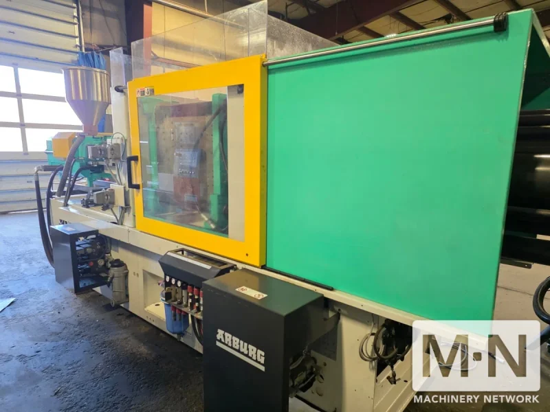 220 TON 15.3 OZ ARBURG MODEL 570C-2000-800 INJECTION MOLDING MACHINE MFG 2015 WITH LOW HOURS