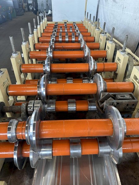 10 STAND X 3.5&quot; ARBOR X 42&quot; BRADBURY RAFTED STANDING SEAM 360/ STANDING SEAM PANEL II ROLLFORMER: STOCK #16967