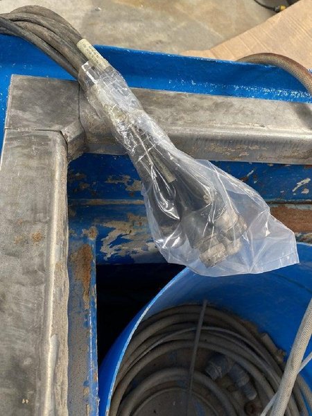 5′ x 10′ Calypso Hammerhead III Waterjet, 2005