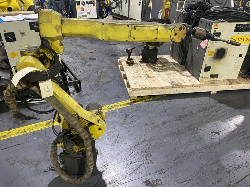 FANUC – ArcMate 100iC/6L w/ R-30iB Controls PARTS ONLY