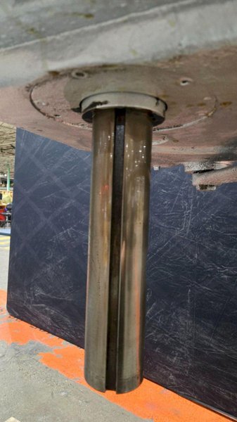 CARLTON 4′ ARM X 11″ COLUMN RADIAL ARM DRILL USED