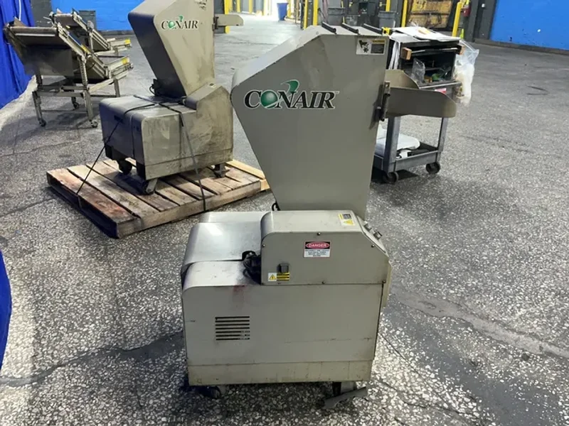 CONAIR ~ 7” X 9” X 7” GRANULATOR  -  JC-810