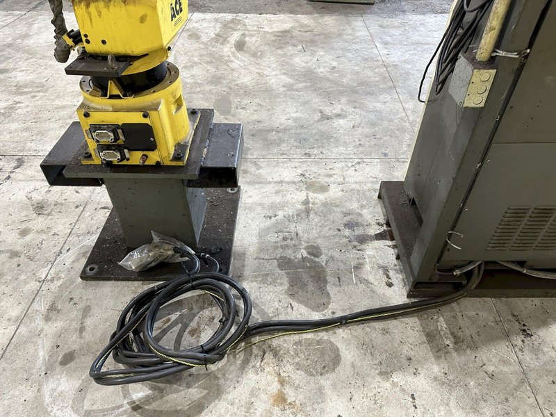 2008 FANUC MODEL #M-16iB20 PICK &amp; PLACE ROBOT WITH FANUC R-30IA CONTROLLER: STOCK #20849