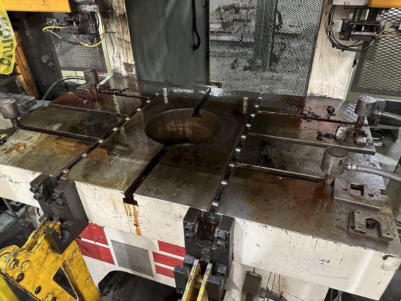 220 TON AIDA GAP FRAME PRESS