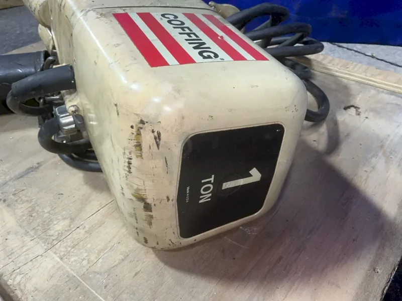 COFFING 1 TON CHAIN HOIST