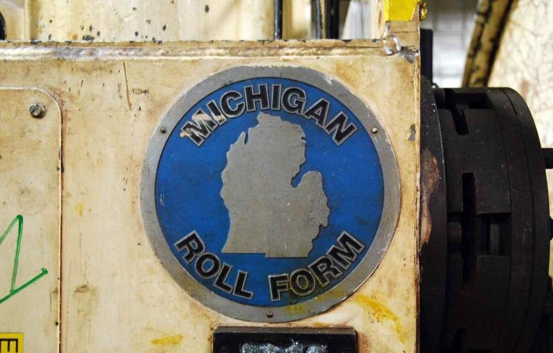 10,000 Lb. x 24″ MICHIGAN ROLL FORM Double Uncoiler