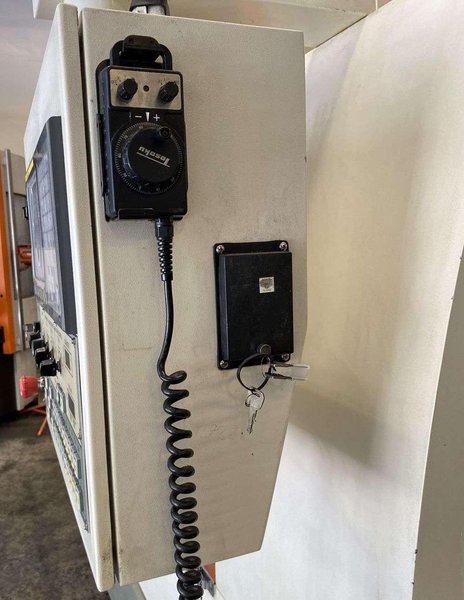 Victor Taichung Vcenter-85 CNC Vertical Machining Center – 50 Taper Mill