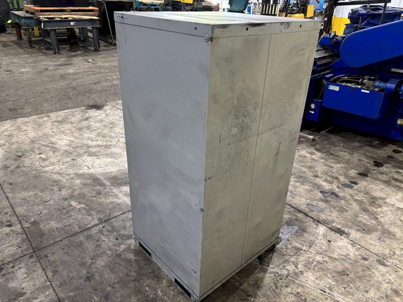 10 DRAWER STANLEY VIDMAR 28&quot; X 30&quot; X 59&quot; TOOL STORAGE CABINET: YOBRO #24028