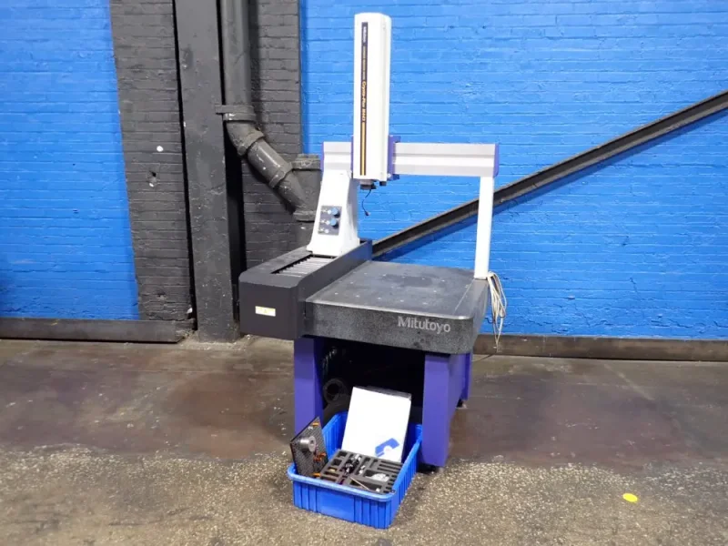 MITUTOYO 32" X 25" CMM  -  CRYSTA-PLUS M443
