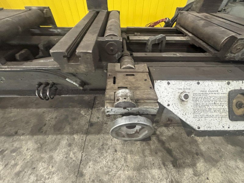 18" X 20" MARVEL SERIES 81A VERTICAL BAND SAW: STOCK #23179