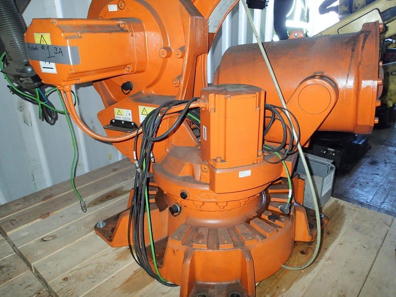 ABB IRB 7600 Robot, 2003 – Multiple Remaining, 6 Axis, S4Cplus Controller