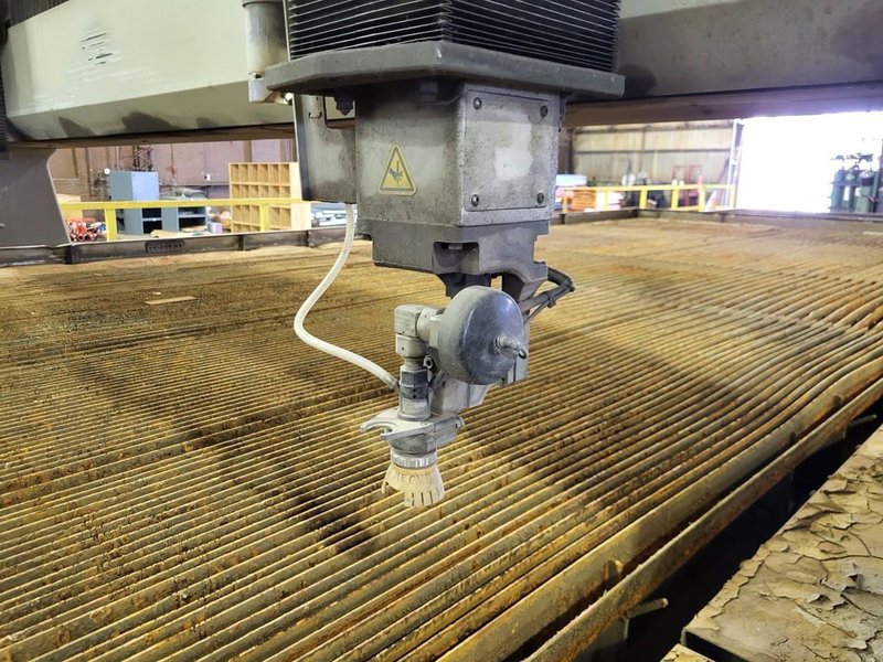 10′ x 20′ Flow M4C 3070C Dual Head Waterjet, 2015 – one 5 axis cutting head