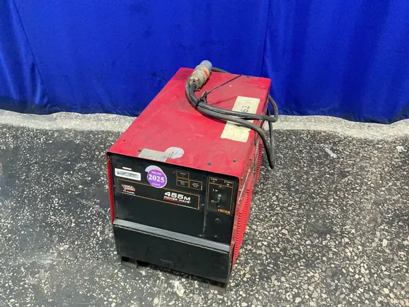 LINCOLN ELECTRIC 455 WATTS POWER WAVE WELDER   -  POWERWAVE455
