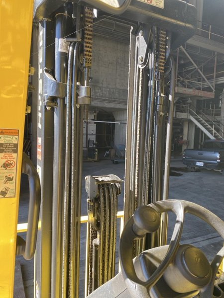 Hyster E70XN Electric Cushion Tire Forklift, 2020 – 7,000 lb Capacity, AC Drive, Sit-Down Rider