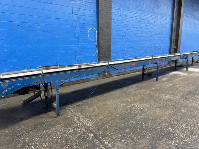 19” X 442” X 32” POWER BELT CONVEYOR