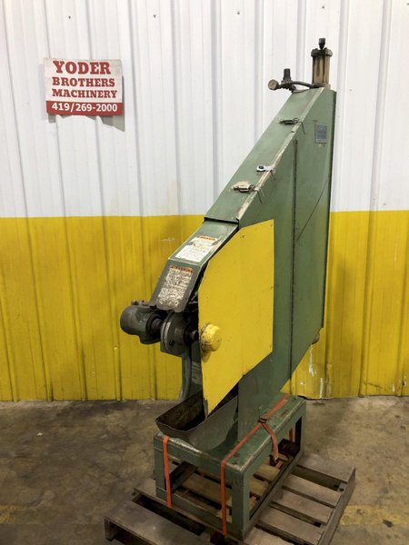 2-1/2&quot; HAMMOND GRINDER MODEL UBG132 SINGLE END BELT SANDER: STOCK 17271