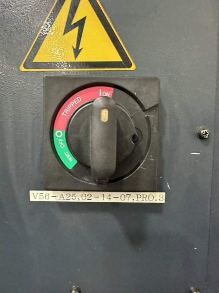 MAKINO V-56 HIGH SPEED CNC VERTICAL MACHINING CENTER