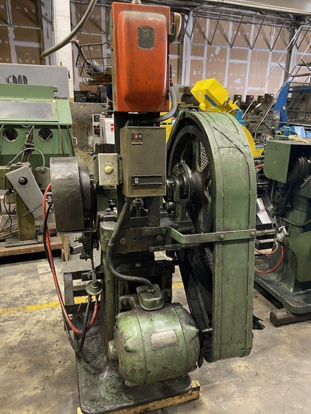 1/8&quot; Waterbury Farrel Model #0 Two Die Four Blow Cold Header