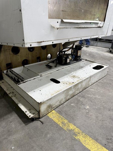 HAAS VF-10 VERTICAL MACHINING CENTER. STOCK # 0325526