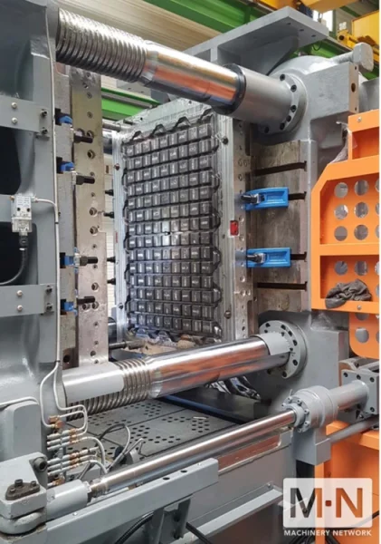 770 TON 1403 OZ CHEN HSONG MODEL SM700-TP-SVP/2 INJECTION MOLDING MACHINE MFG 2024