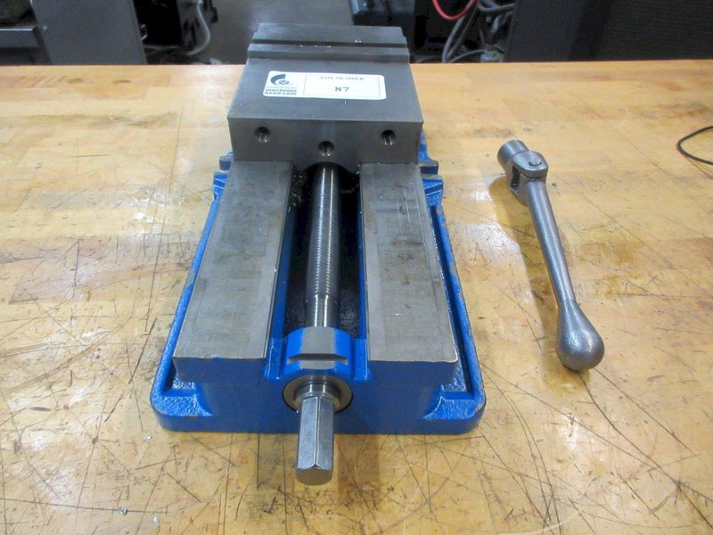 Kurt D688 6&quot; Machine Vise with Handle and Hard Jaws- Auction Item