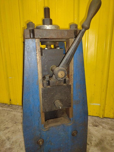 YODER TUBE MILL SQUEEZE STAND TURKSHEAD ROLL STAND: YOBRO #24939