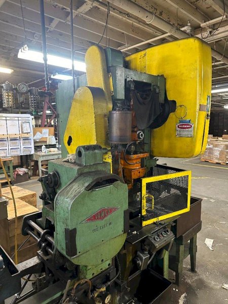 35 TON O.B.I. BLISS C-35 FLYWHEEL SINGLE CRANK PRESS: STOCK #22548