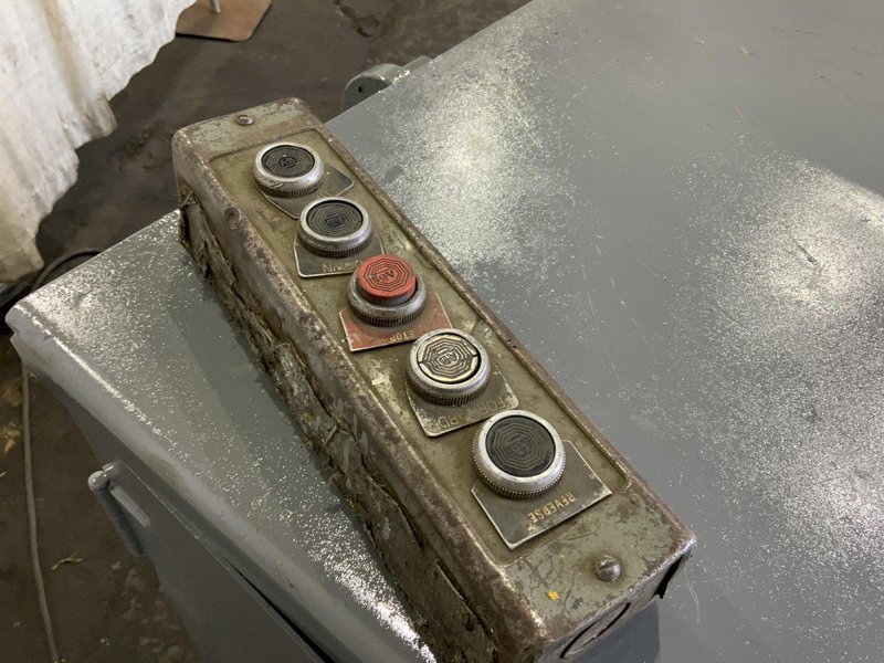 8,500 LB ARONSON MODEL HD60 WELDING POSITIONER: STOCK #81049