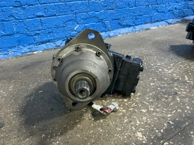 DANFOSS MOTOR TRACK DRIVE  -  51C060-1-RD1B