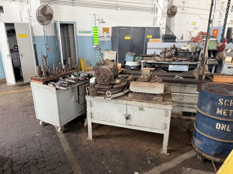 KEARNEY &amp; TRECKER NO.4 UNIVERSAL MILL. STOCK #0772726