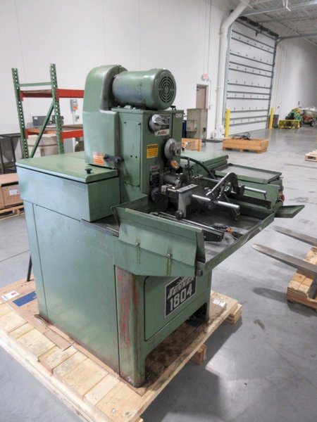Sunnen Horizontal Honing Machine, MBC-1804-D, Auto Stroking, with Graco Endura-Flo 4D150 Air Op Fluid Transfer Pump- Auction Item