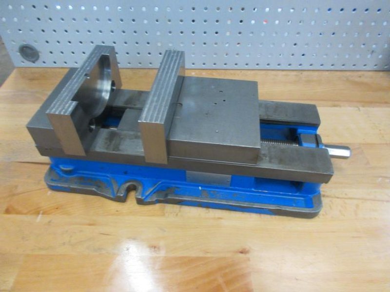 Kurt D688 6&quot; Machine Vise with 3&quot; Tall Steel Soft Jaws- Auction Item
