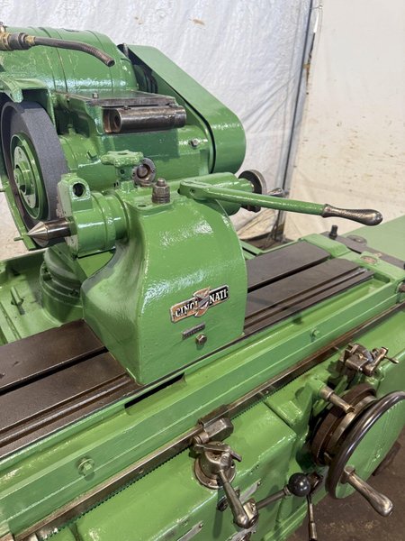 18" X 36" CINCINNATI UNIVERSAL CYLINDRICAL GRINDER. STOCK # 0779425