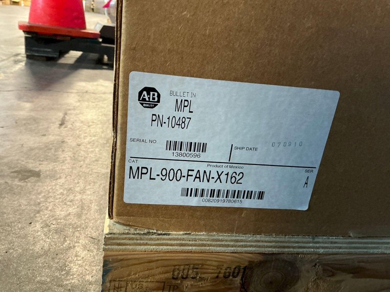 ALLEN BRADLEY FAN ASSEMBLY   -  MPL-900-FAN-X162