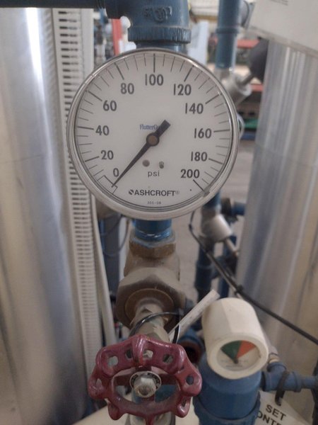 500 SCFM DONALDSON MODEL #AEHD-500 HEATED REGENERATIVE DESICCANT DRYER: STOCK 15154