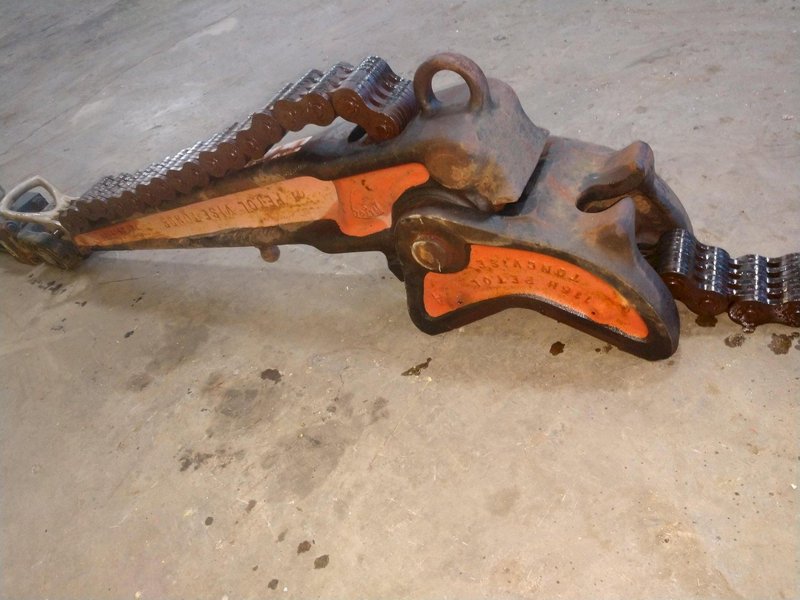 4" TO 24" PETOL GEARENCH MODEL #U118-116H HYDRA-TORK HYDRAULIC BREAK OUT PIPE WRENCH MACHINE: YOBRO #25674