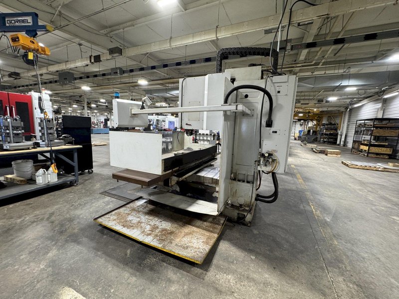 MILLTRONICS HR-30 CNC VERTICAL MACHINING CENTER: STOCK #81123