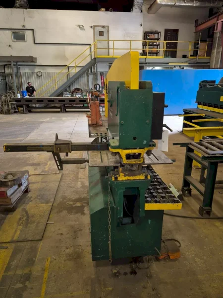 90 TON SCOTCHMAN 9012-24M HYDRAULIC IRONWORKER