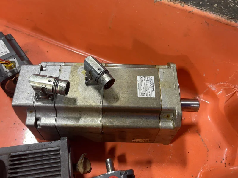 FESTO, SIEMENS, ATI INDUSTRIAL AUTOMATION MISC. GEAR MOTORS, COMPONENTS