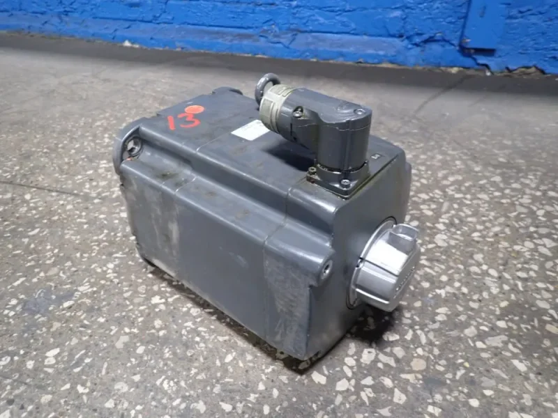 SIEMENS 5000 RPM SERVO MOTOR  -  1FK7103-2AF71-1BH1